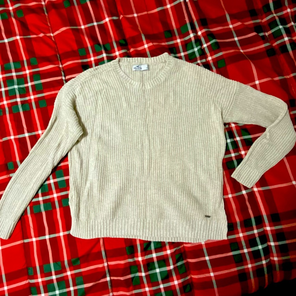 Hollister Cream/ Tan Sweater for Fall/ Winter